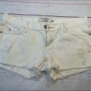 Abercrombie White Shortie Shorts